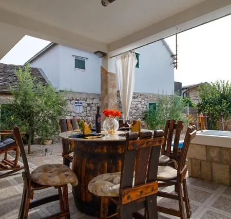 Oaza With Heated Pool Holiday home *