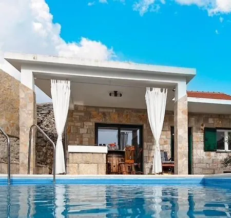 Holiday home Oaza With Heated Pool *