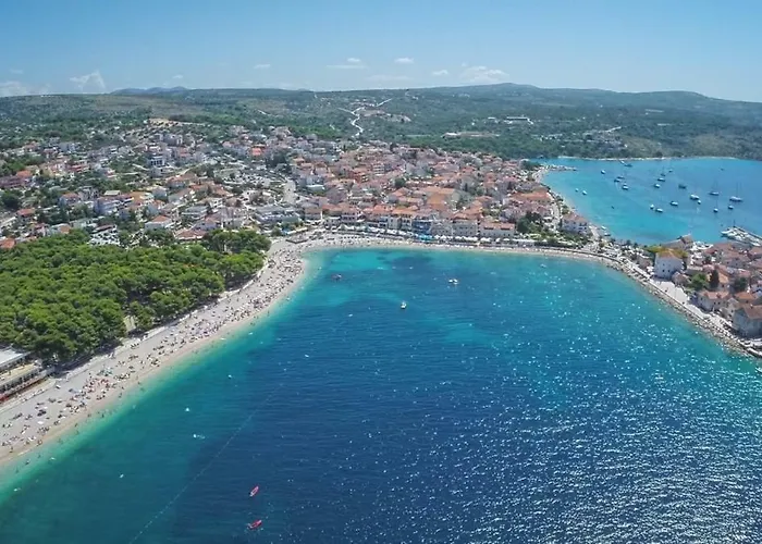 Oaza With Heated Pool Primošten